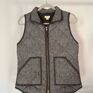 J.Crew Herringbone Zip Vest – XS 🤍